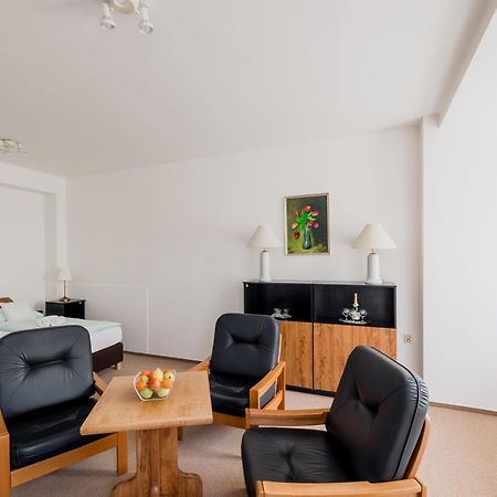 Hotel Dobruška 外观 照片
